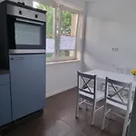 Mit 2 Schlafzimmern, Wlan Und Waschtrockner In Nahe Leuna, Leipzig Apartamento Weißenfels