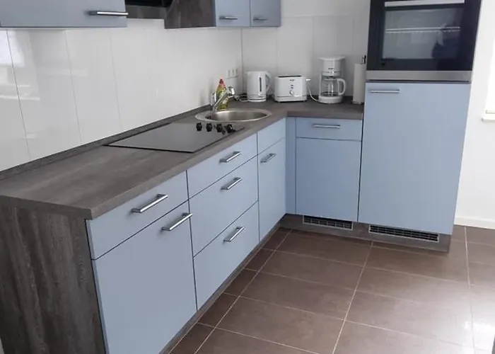 Fewo Mit 2 Schlafzimmern, Wlan Und Waschtrockner In Weissenfels Nahe Leuna, Leipzig *